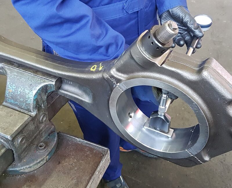 Final dimensional measurement of 4-stroke connecting rod big bore at KIMI