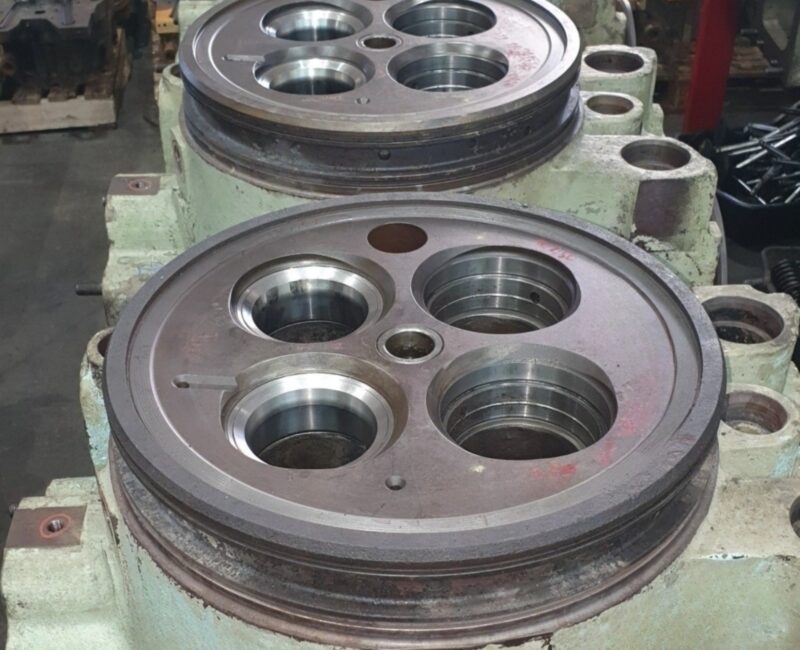 Precision grinding of valve seats and pockets on MAN B&W 27/38 cylinder cover at KIMI