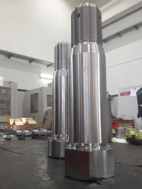 Reverse engineering and manufacturing of heavy-duty industrial bolts at KIMI facilities