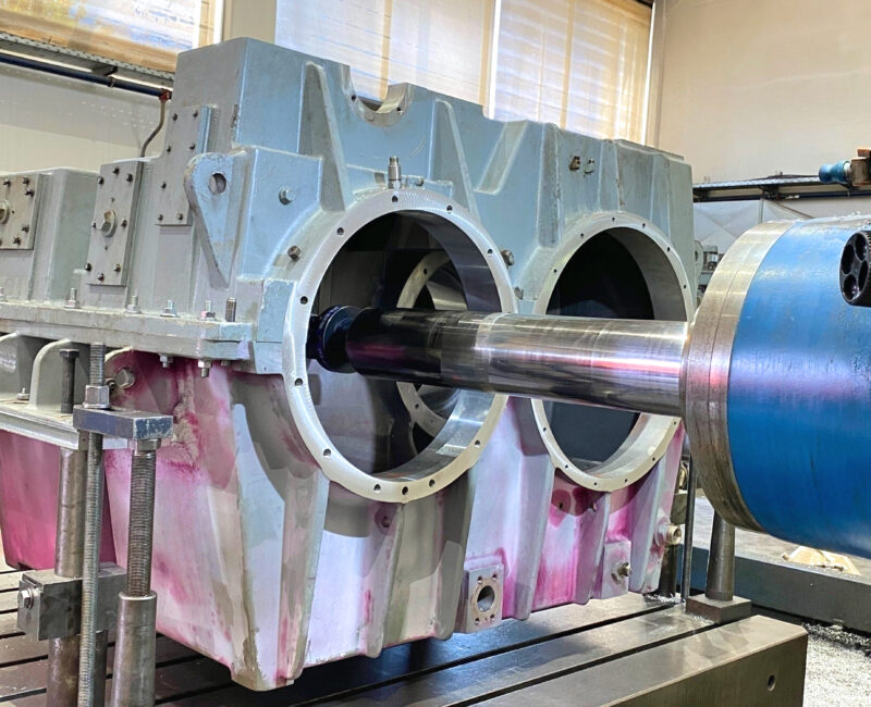 Line boring and machining of RENK reduction gear housing at KIMI workshop